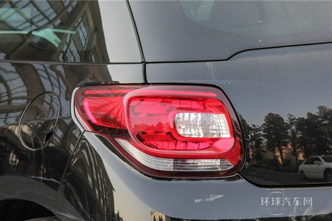 2013款 1.6L 至尊敞篷版