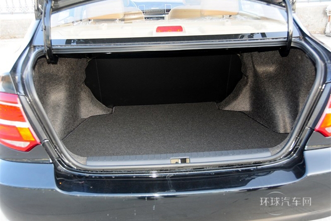 2013款 1.6L 手動卓越版