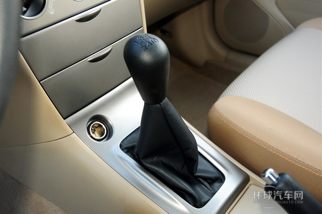 2013款 1.6L 手動卓越版