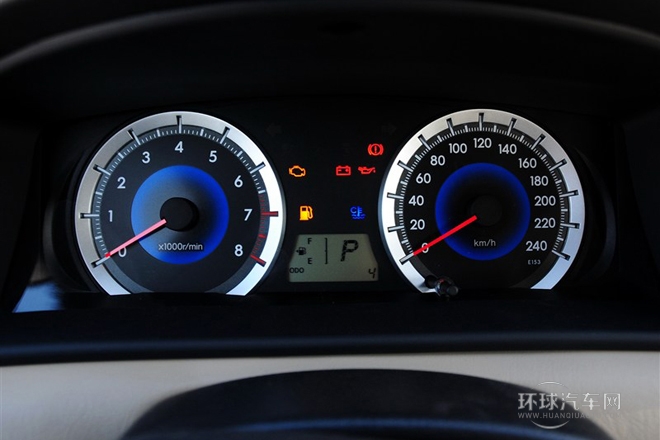 2013款 1.6L 手動卓越版