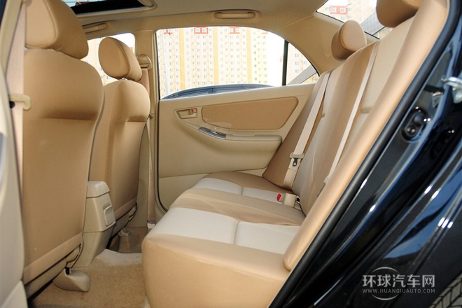 2013款 1.6L 自動卓越版