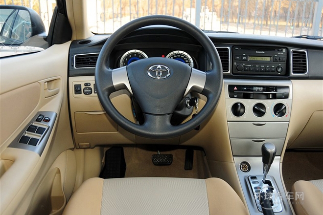 2013款 1.6L 自動卓越版