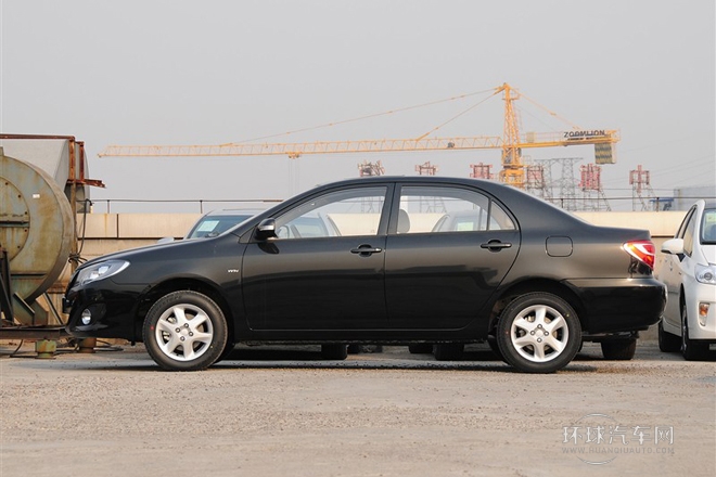 2013款 1.6L 手動(dòng)豪華版