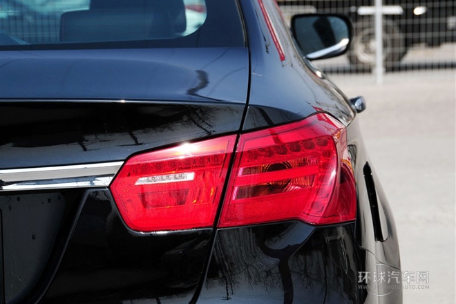 2013款 1.8T 政務版