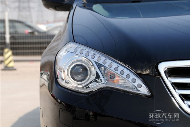 2013款 1.8T 政務版