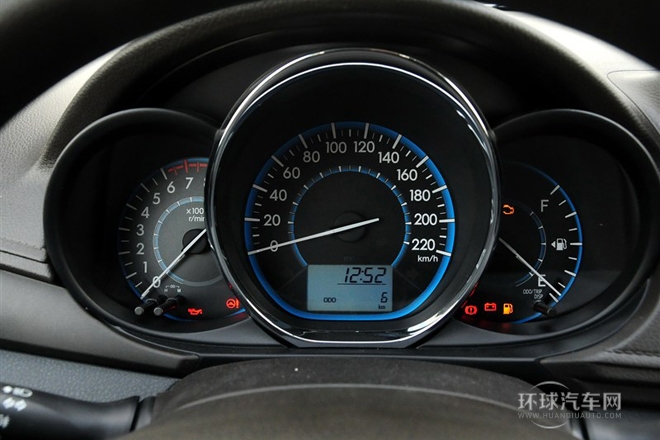 2014款 1.3L 手動型尚版