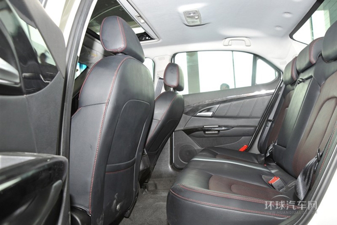 2013款 1.8T 行政版