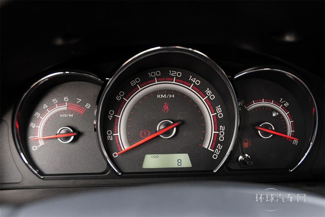 2013款1.5L手動   進(jìn)取型