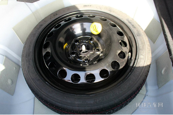 2013款 2.0T 時尚版