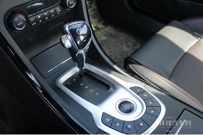 2013款 2.0T 時(shí)尚版