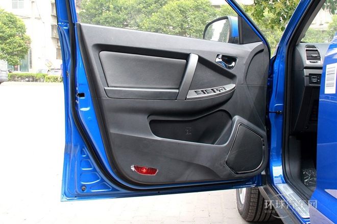 2014款 1.8L 手動(dòng)精英型