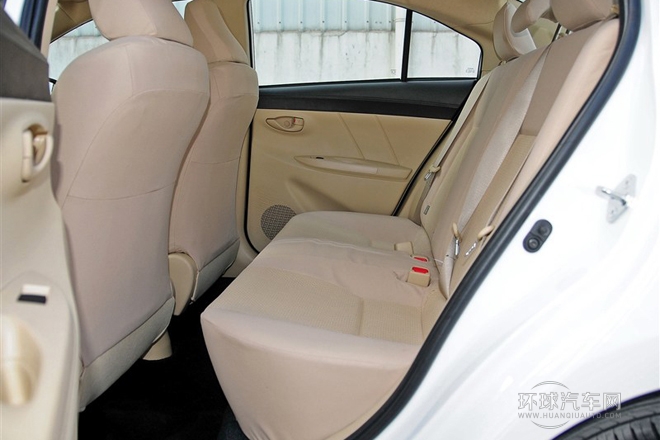 2014款 1.3L 自動(dòng)型尚版