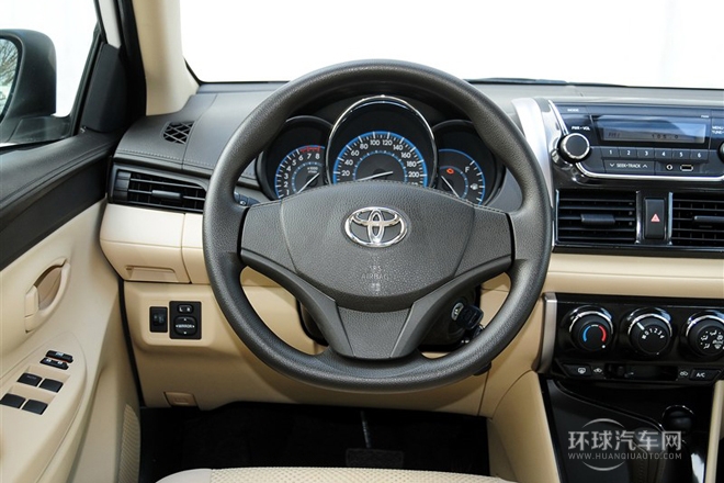 2014款 1.3L 自動型尚版