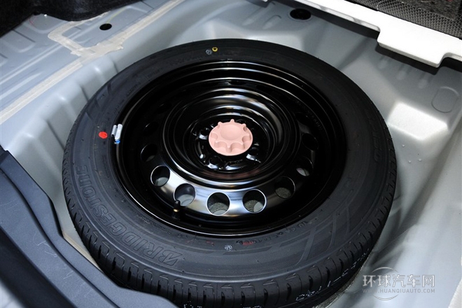 2014款 1.3L 自動智尚版