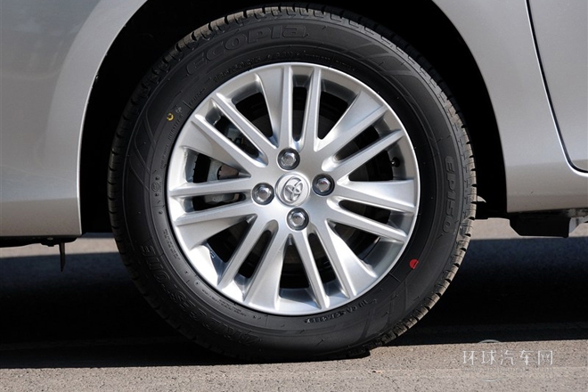 2014款 1.3L 自動智尚版