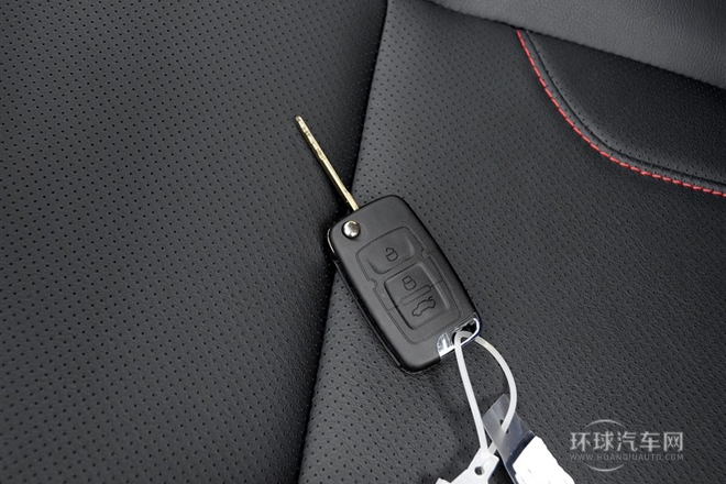 2014款 2.0L 自動超值版