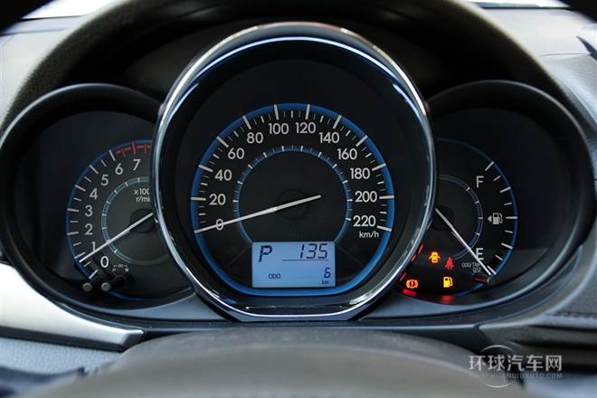 2014款 1.3L 自動智尚版