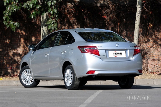 2014款 1.3L 自動智尚版