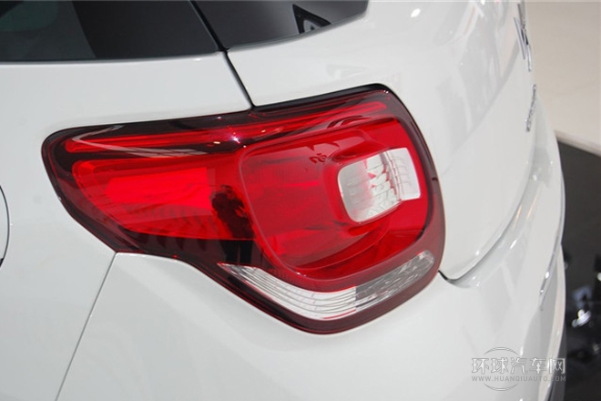 2013款 1.6L 風(fēng)尚敞篷版