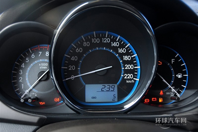 2014款 1.5L 手動智臻版