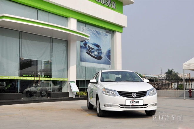 2013款1.8L手動   精英型