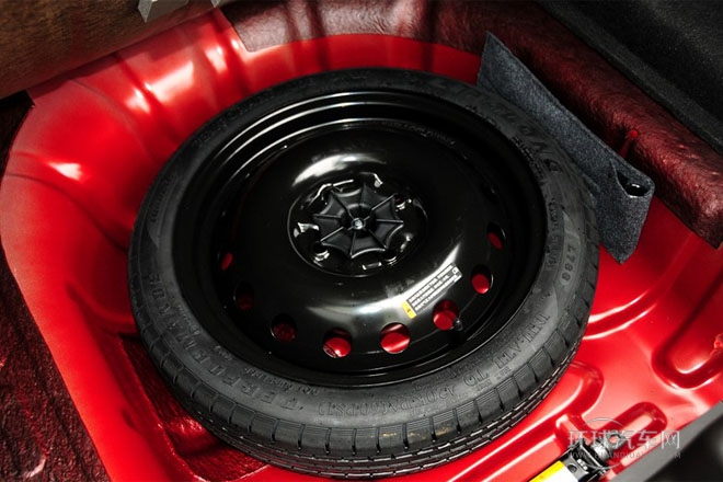 2013款1.8L手動   舒適型