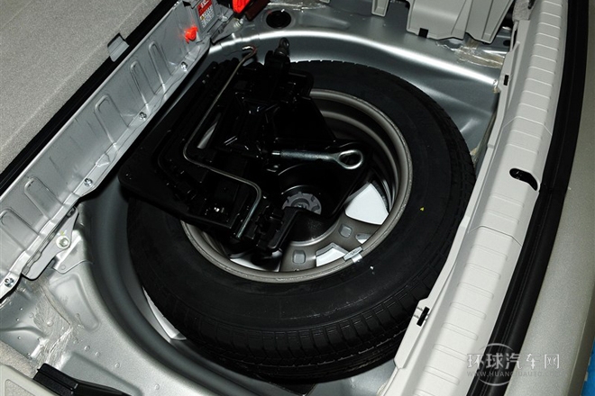 2012款 1.8L 標(biāo)準(zhǔn)版