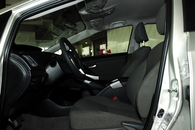 2012款 1.8L 標(biāo)準(zhǔn)版