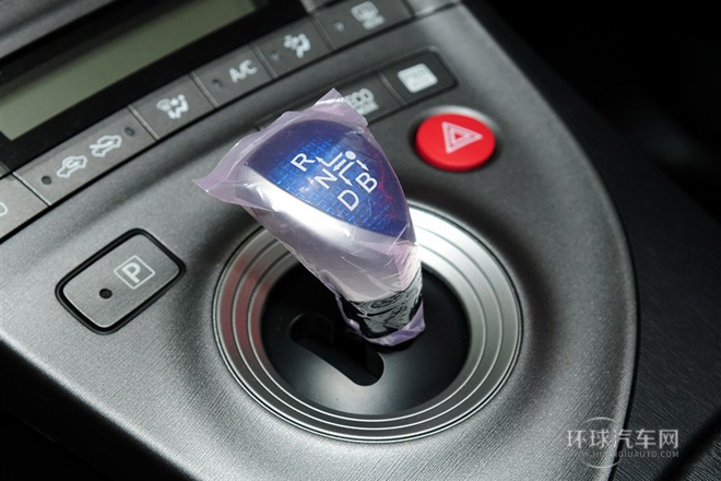 2012款 1.8L 標(biāo)準(zhǔn)版