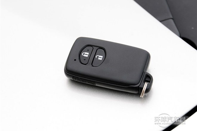 2012款 1.8L 豪華版