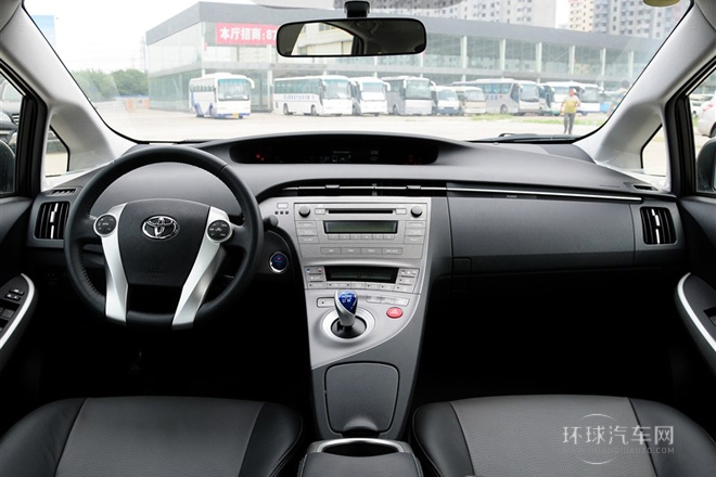 2012款 1.8L 豪華版