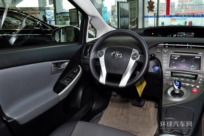 2012款 1.8L 豪華先進版