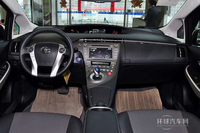 2012款 1.8L 豪華先進版