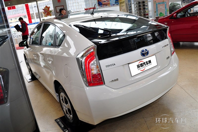 2012款 1.8L 豪華先進版