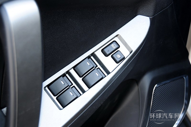 2014款 2.4L 自動尊貴型 國V