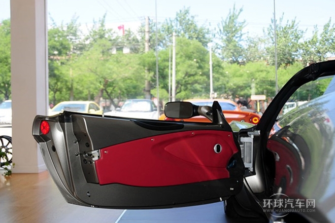 2011款 1.8L R標(biāo)準(zhǔn)版