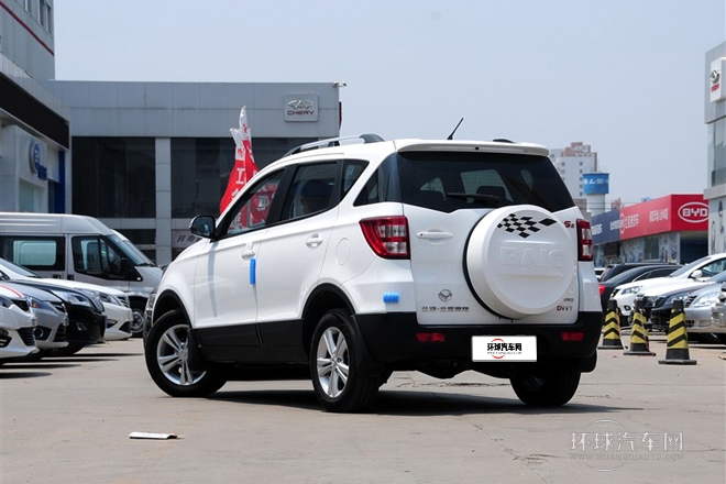 2014款 1.5L 手動基本型