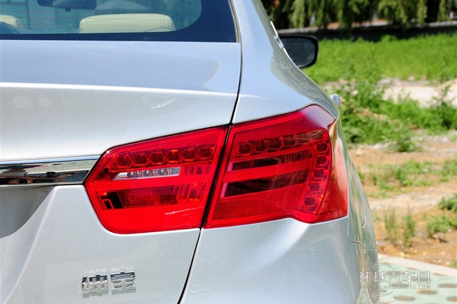 2013款 2.0T 舒適版