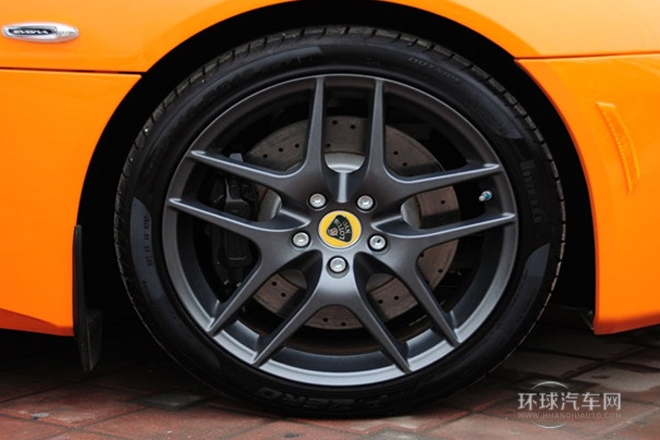 2011款 3.5 V6四座標(biāo)準(zhǔn)版