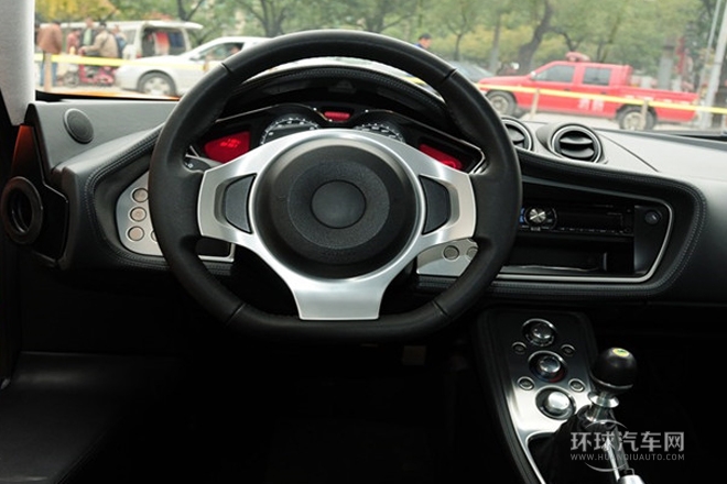 2011款 3.5 V6四座標準版