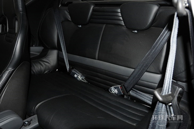 2011款 3.5 V6四座運(yùn)動版