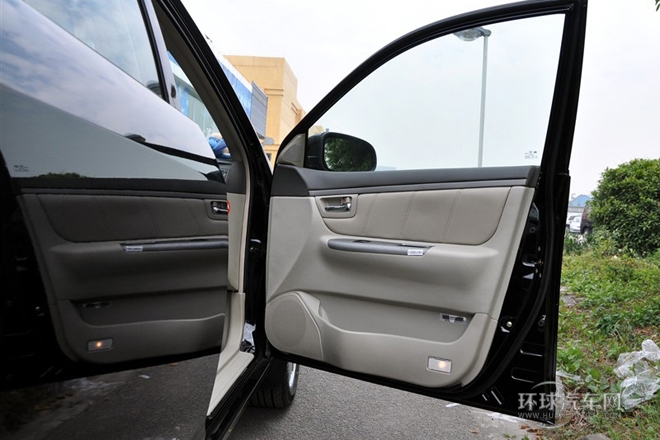 2011款 新銳版 1.5L 手動標準型