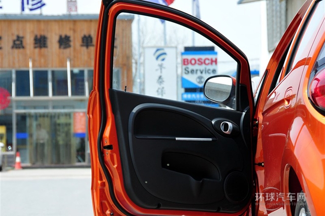 2012款 1.0L 手動導(dǎo)航版