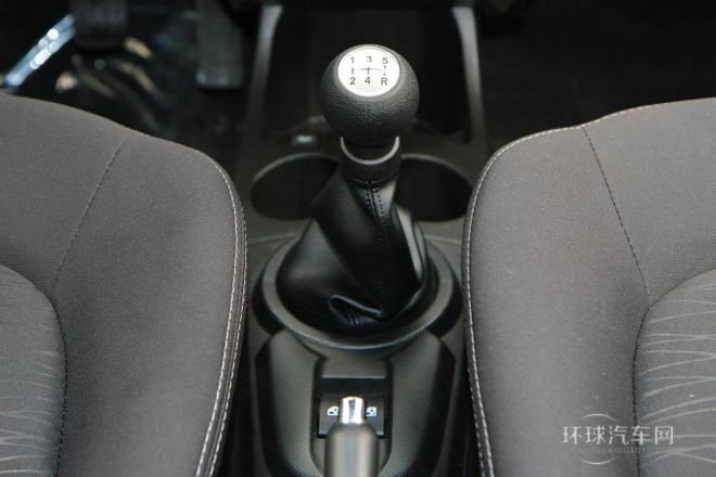 2012款 1.0L 手動親情版 國IV