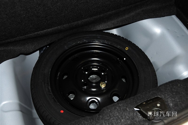 2012款 1.0L 手動親情版 國V