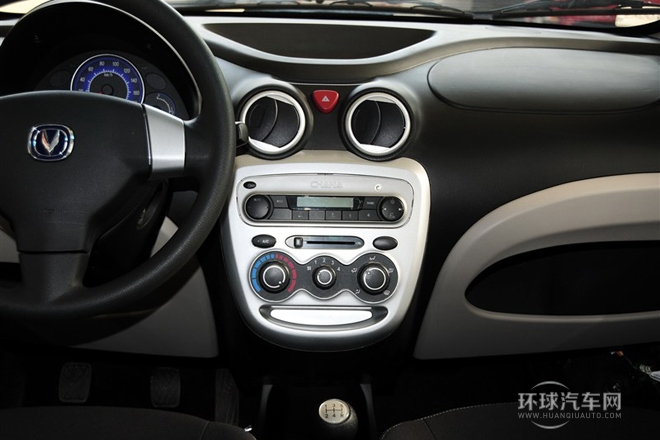 2012款 1.0L 手動(dòng)親情版 國(guó)V