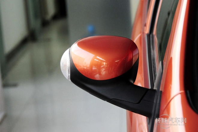 2012款 1.0L 手動時尚版 國IV