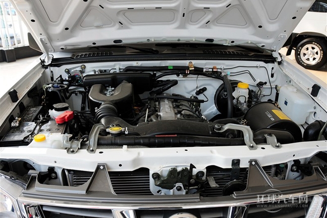 2011款 2.5T柴油四驅高級型