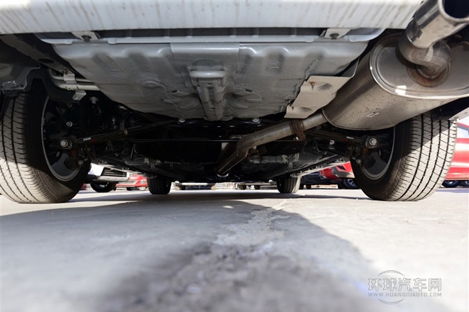 2013款 1.8T 自動精英型 國IV