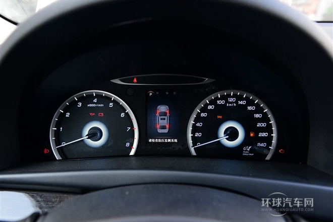 2013款 1.8T 自動精英型 國IV